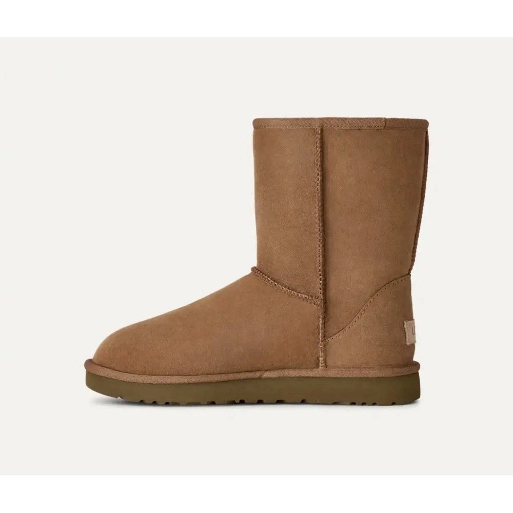 Womens Size 11 UGG Classic Short II Shearling Boots Chestnut 1016223-CHE  NEW